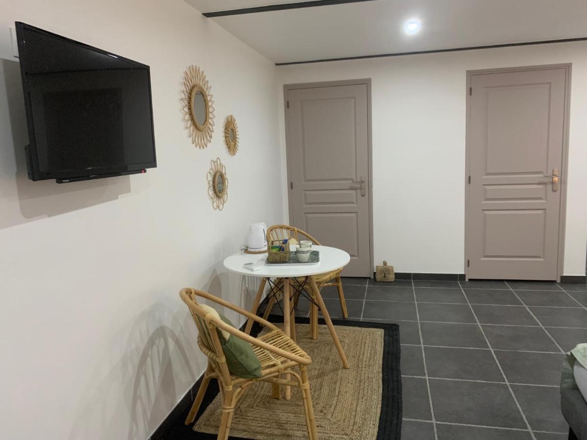 Aux Fines Bulles Gite Et Chambres D Hotes Neuve-Maison Екстер'єр фото