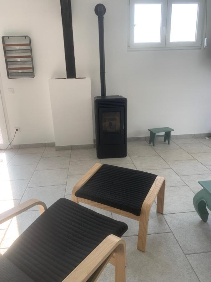 Aux Fines Bulles Gite Et Chambres D Hotes Neuve-Maison Екстер'єр фото